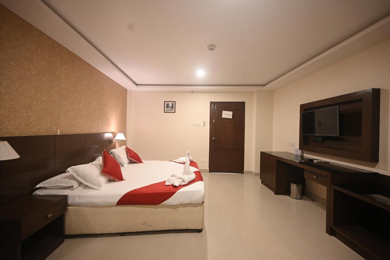 Hotel Bhagavath Gardens Chengannur Εξωτερικό φωτογραφία