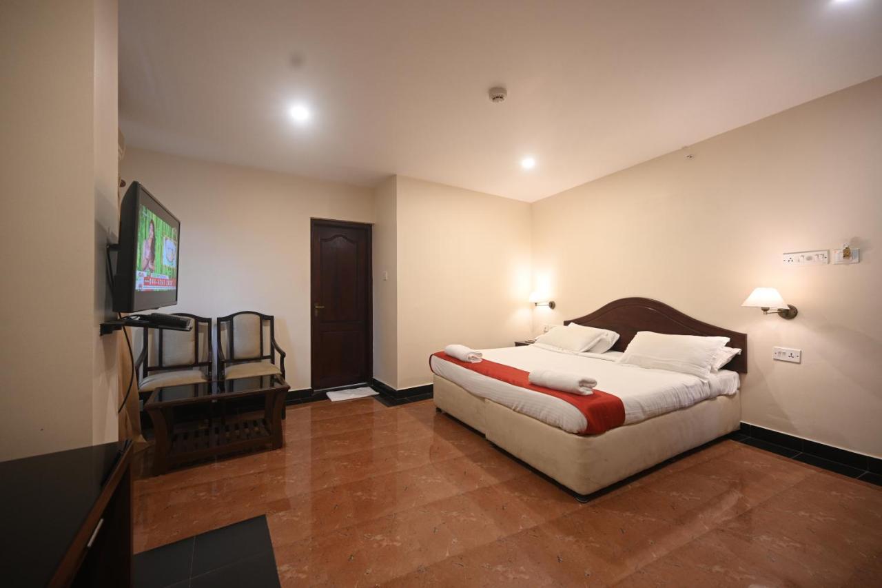 Hotel Bhagavath Gardens Chengannur Εξωτερικό φωτογραφία